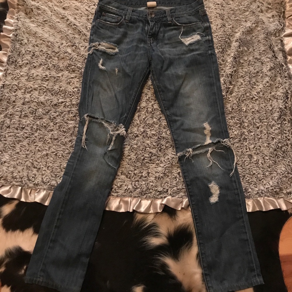 Boutique destroyed Jeans
